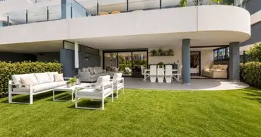 Apartamento 3 habitaciones en Estepona, Španjolska