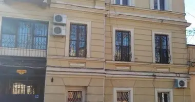 5 room apartment in Odesa, Ukraine