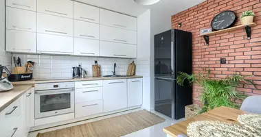 Wohnung 3 zimmer in Warschau, Polen