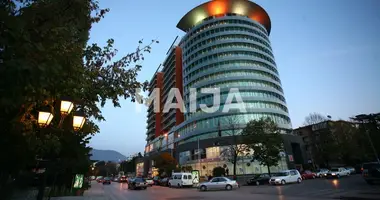 Restaurant 54 m² in Tirana Municipality, Albania