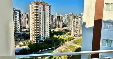 Appartement 4 chambres dans Mezitli, Turquie