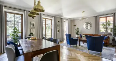 Casa 4 habitaciones en Varsovia, Polonia