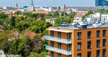 Mieszkanie 4 pokoi w Wrocław, Polska