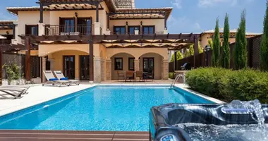 2 bedroom house in Kouklia, Cyprus