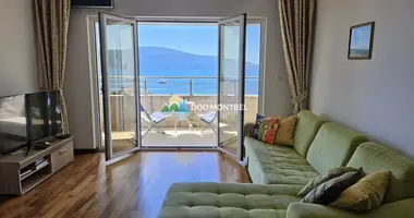 Apartamento 2 habitaciones en Tivat, Montenegro