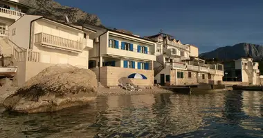 4 bedroom house in Opcina Podgora, Croatia