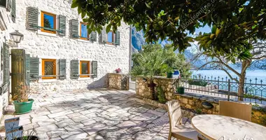 Willa w Dobrota, Czarnogóra