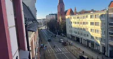 Квартира 5 комнат в Вроцлав, Польша