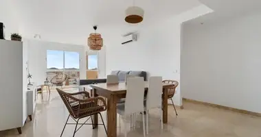 Apartamento 2 habitaciones en Dos Hermanas, Španjolska