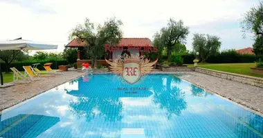 Villa 5 bedrooms in Moniga del Garda, Italy
