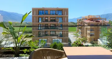 Apartamenty wakacyjne – luksusowe, białe studio z basenem do wynajęcia na dobę w Radhime Vlora, na południu Albanii w Orikum, Albania