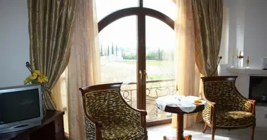 5 room house in Thessaloniki, Greece