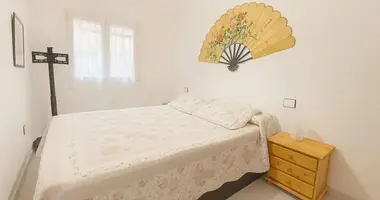 2 bedroom apartment in Torrevieja, Spain