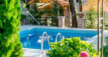 Вилла в Херцег-Нови, Черногория