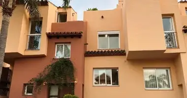 Casa 3 habitaciones en San Pedro Alcantara, Španjolska
