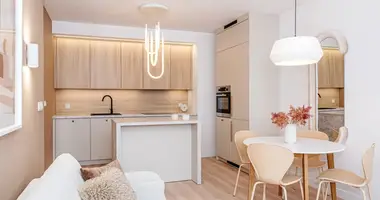 Mieszkanie 3 pokoi w Poznań, Polska