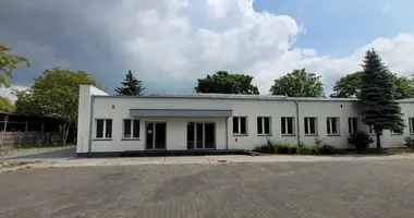 Магазин 873 м² в Вжесня, Польша