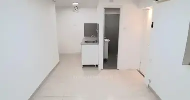 Квартира 1 комната в Гиватаим, Израиль