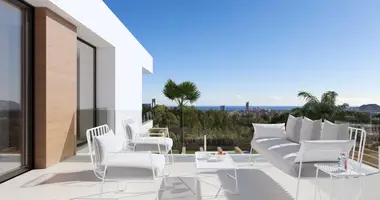 4 bedroom apartment in Finestrat, Spain