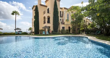 3 bedroom apartment in Benahavis, Spain