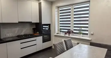 2 room apartment in Navasielle, Belarus