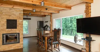 Casa en Elektrenai, Lituania