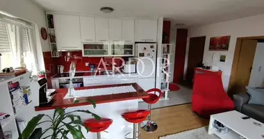 Wohnung 2 Schlafzimmer in Kosi, Kroatien