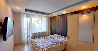 Apartamento 4 habitaciones en Muchaviecki sielski Saviet, Belarús