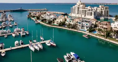 Mieszkanie 4 pokoi w Limassol, Cypr