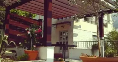 Hôtel 564 m² dans Przno, Monténégro
