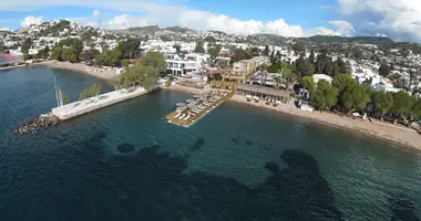 Propriété commerciale 1 077 m² dans Bodrum, Turquie
