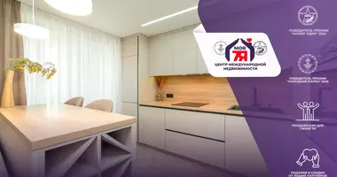 Apartamento 3 habitaciones en Krasnaje, Belarús