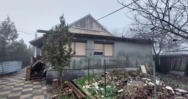6 room house in Central Hungary, All countries