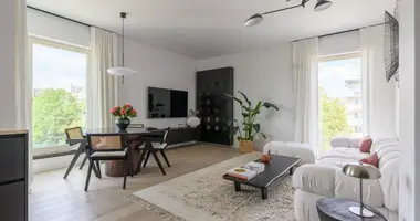 Wohnung 3 zimmer in Warschau, Polen