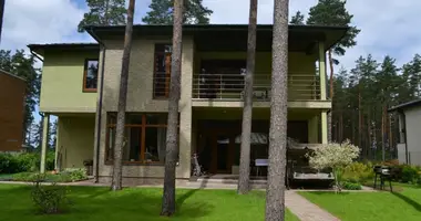 7 room house in Podnieki