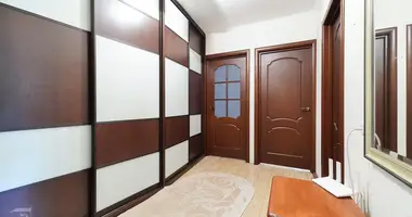 Квартира 3 комнаты в Минск, Беларусь