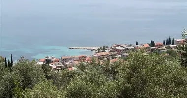 Участок земли в Беницес/Мпенитсес, Греция