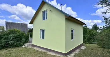 Casa en Bialarucki sielski Saviet, Belarús