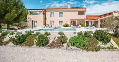 Villa in Galizana, Kroatien