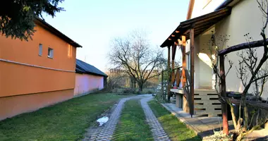 5 room house in Fejér, Hungary