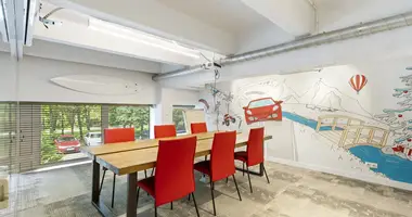 Commercial property 153 m² in Vilnius, Lithuania