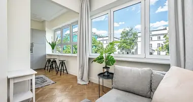 Apartamento 3 habitaciones en Varsovia, Polonia