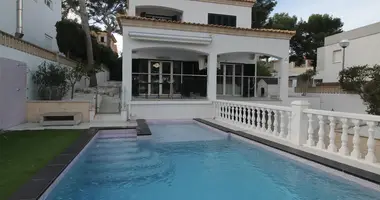 Villa 4 bedrooms in Santa Ponsa, Spain