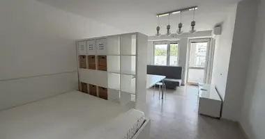 1 room apartment in Warsaw, Poland