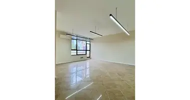 Коммерческое помещение 200 м² в Тирана, Албания