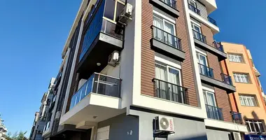 Appartement 1 chambre dans Muratpasa, Turquie