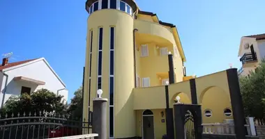 Hotel 850 m² w Grad Vodice, Chorwacja