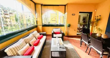 Wohnung 2 Schlafzimmer in San Pedro Alcantara, Spanien
