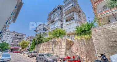 2 bedroom apartment in Alanya, Turkey