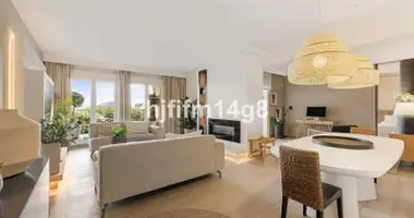 3 bedroom apartment in San Pedro Alcantara, Spain